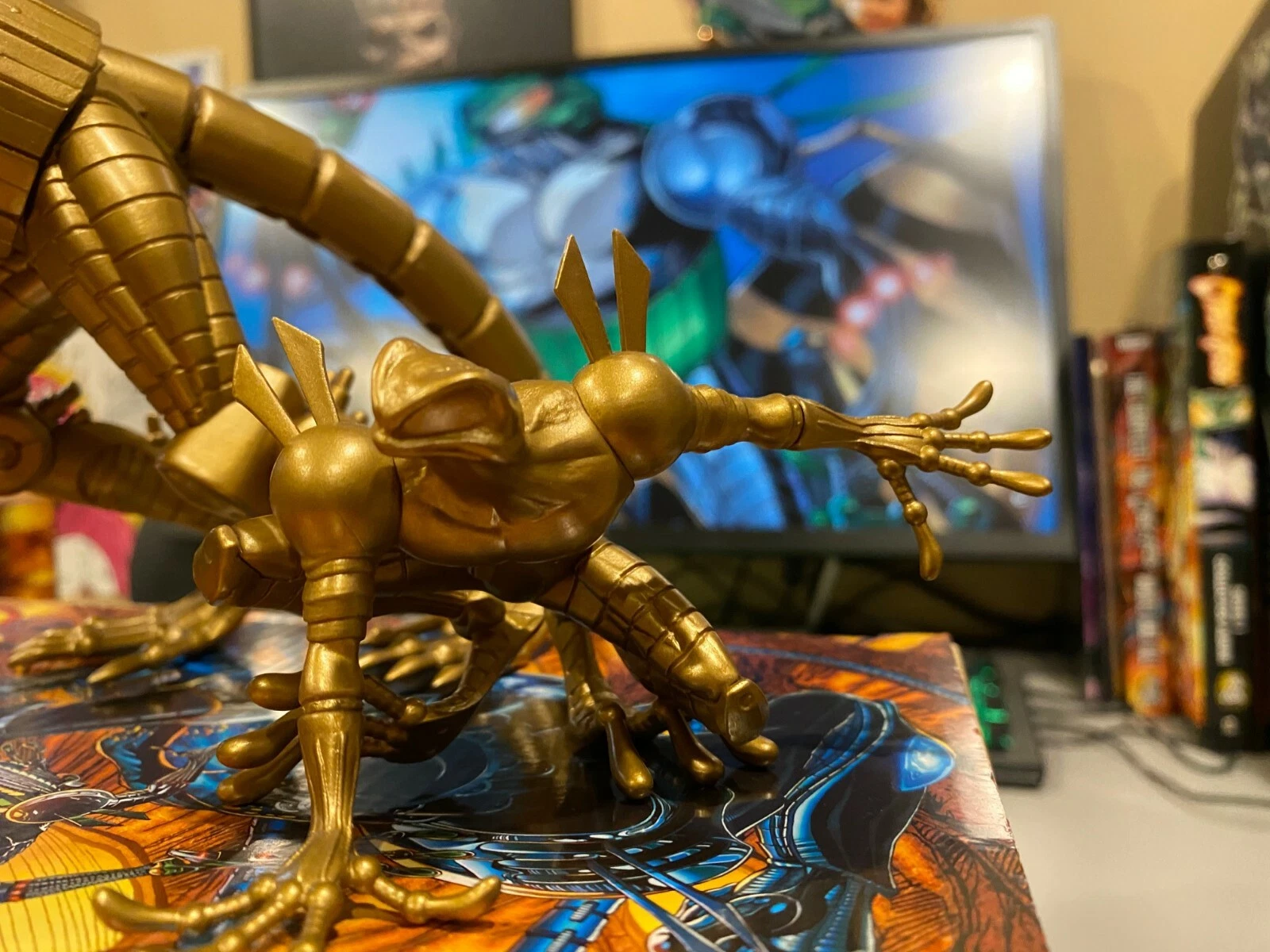 CYBERFROG PVC FIGURINE "Gold Variant"